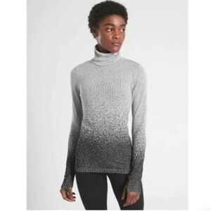 Athleta Women's Grey Flurry Blizzard Gradient Mock Neck Long Sleeve Size Small